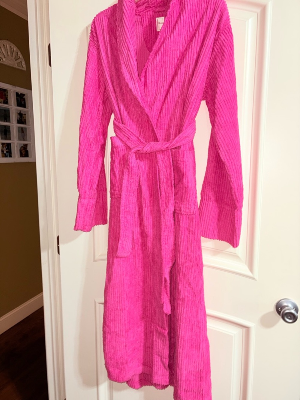 Plush Ribbed Women's Robe - Vibrant Pink